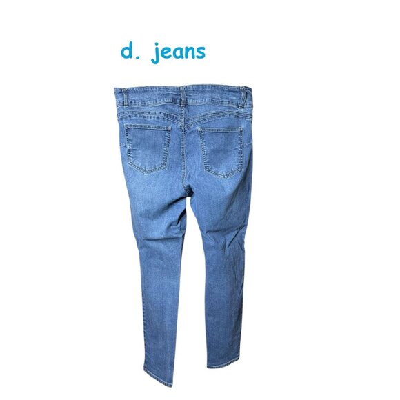 D. Jeans Plus Size 16W Mid-Rise Stretch Skinny Denim Jeans Light Wash - Picture 2 of 9